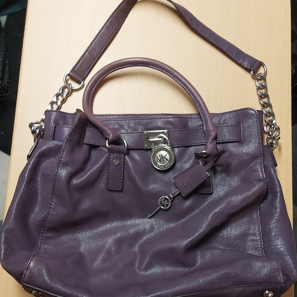 Michael Kors purple leather purse - Picture 1 of 6